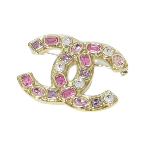 CHANEL Jewelry - Chanel brooch